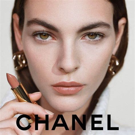 chanel make up fall winter 2022|Chanel makeup 2022.